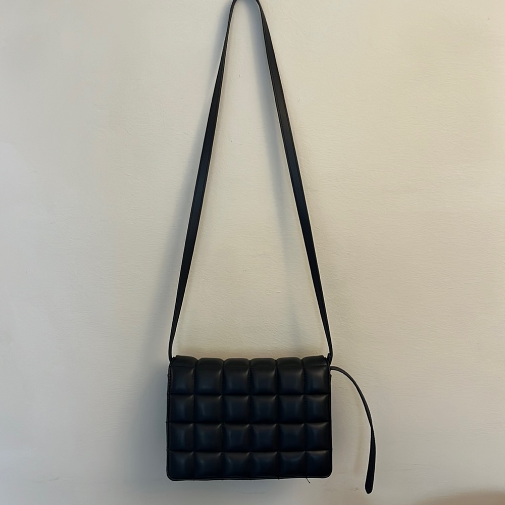 Medium/small black bag from H&M